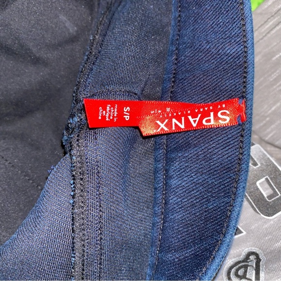 Spanx Jean-ish leggings in twilight rinse dark wash size small s 2/4 - Picture 8 of 8